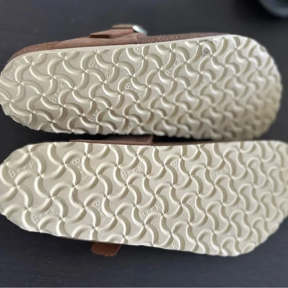 Birkenstock (Worn Once) Tan Braided Gizeh Sandals 41 EU 10 US - Picture 4 of 5